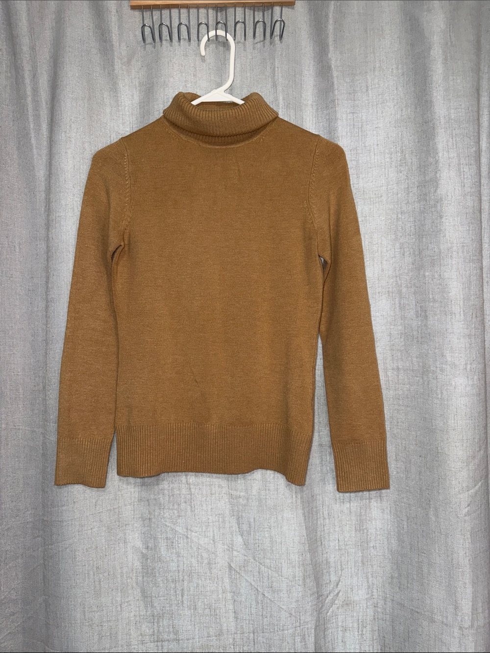 French Connection Classic Fitted Turtleneck Sweater - Camel / Tan
